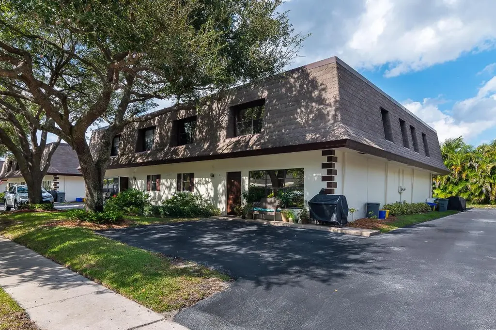 9280 SW 61st Way Boca Raton FL 33428