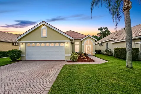 703 SW Saint Vincent Cove Port St Lucie FL 34986
