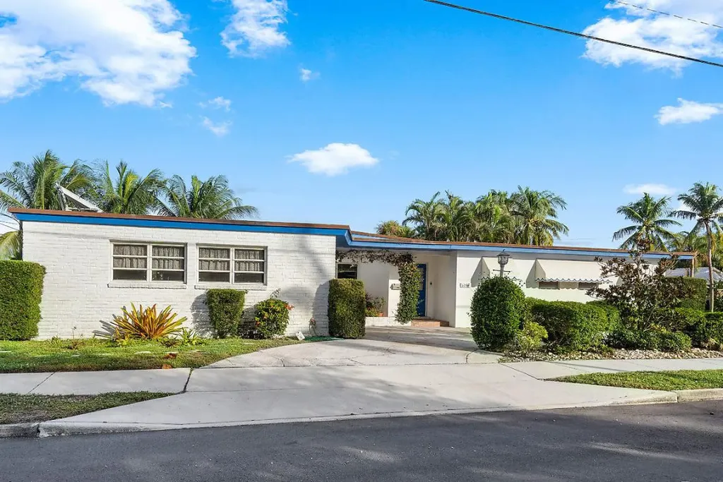 2200 N Lakeside Drive Lake Worth Beach FL 33460