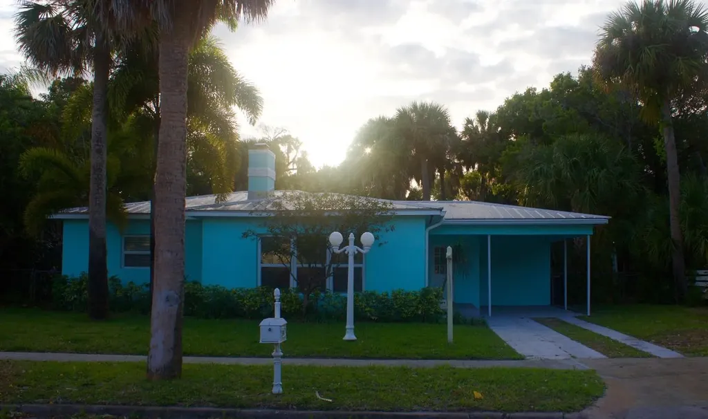 609 S 9th Street Fort Pierce FL 34950