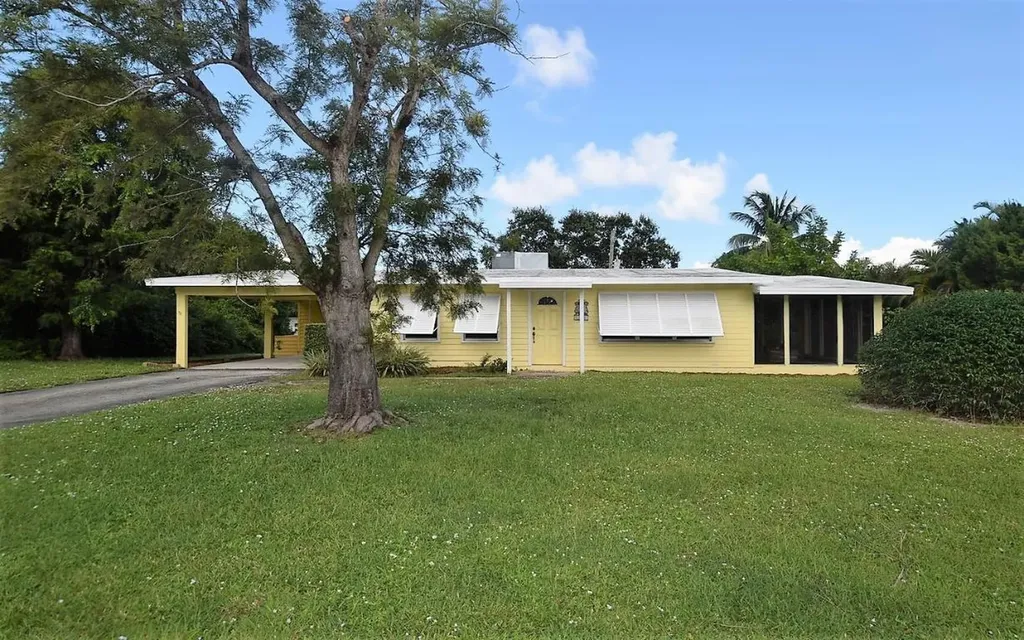 1955 NE River Court Jensen Beach FL 34957