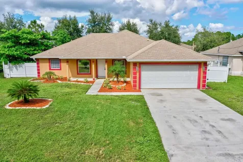 5877 NW Hann Drive Port St Lucie FL 34986