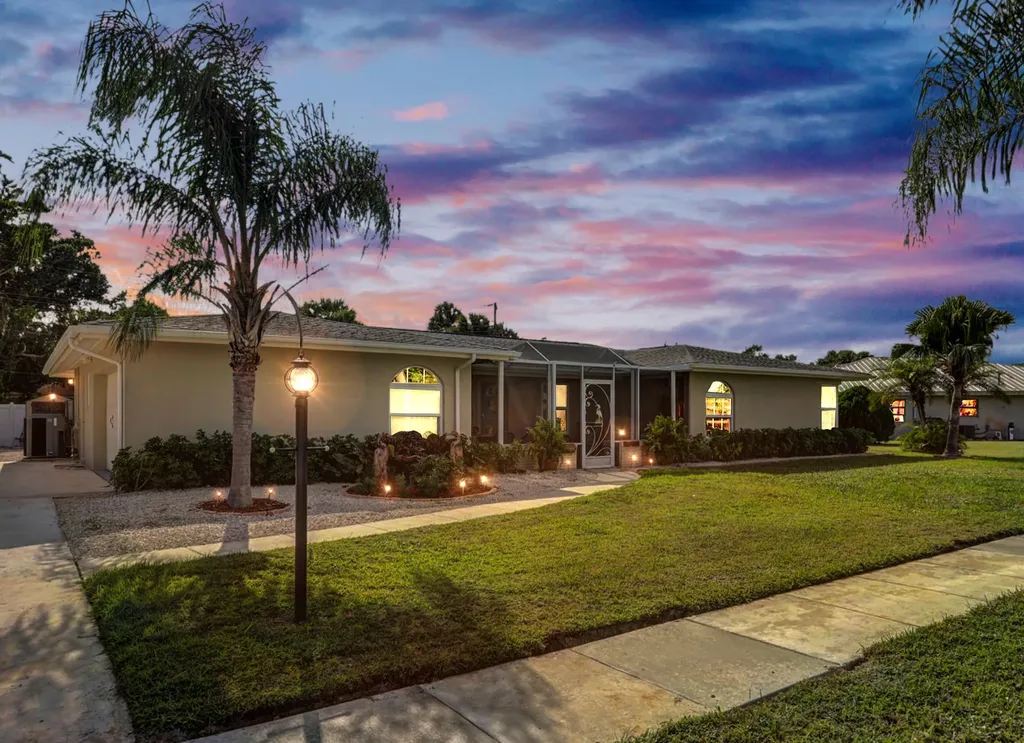 3017 SE Overbrook Drive Port St Lucie FL 34952