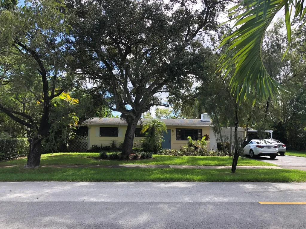 8560 SW 124th Street Miami FL 33156