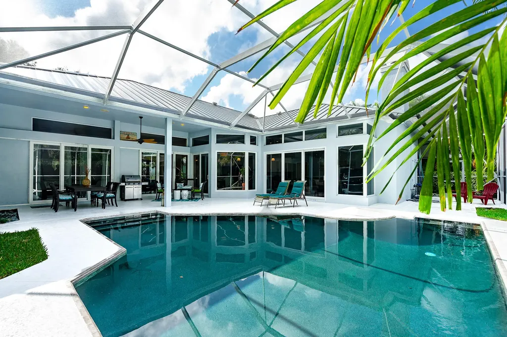 19105 SE Coral Reef Lane Jupiter FL 33458