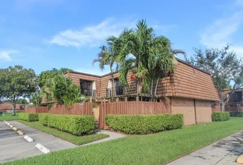 3005 30th Lane Greenacres FL 33463