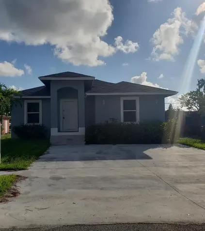 516 Fleming Avenue Greenacres FL 33463