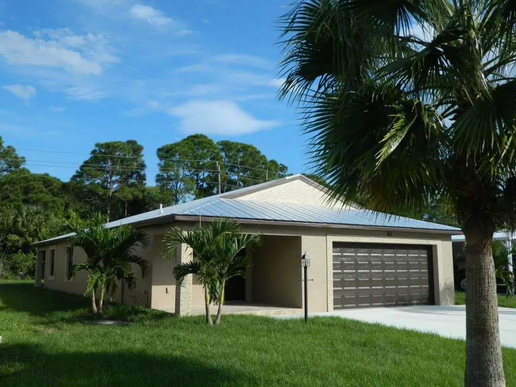 22 Golf Drive Port St Lucie FL 34952