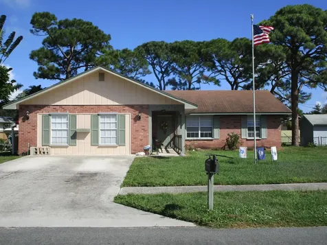 1140 NW 7th Court Boynton Beach FL 33426
