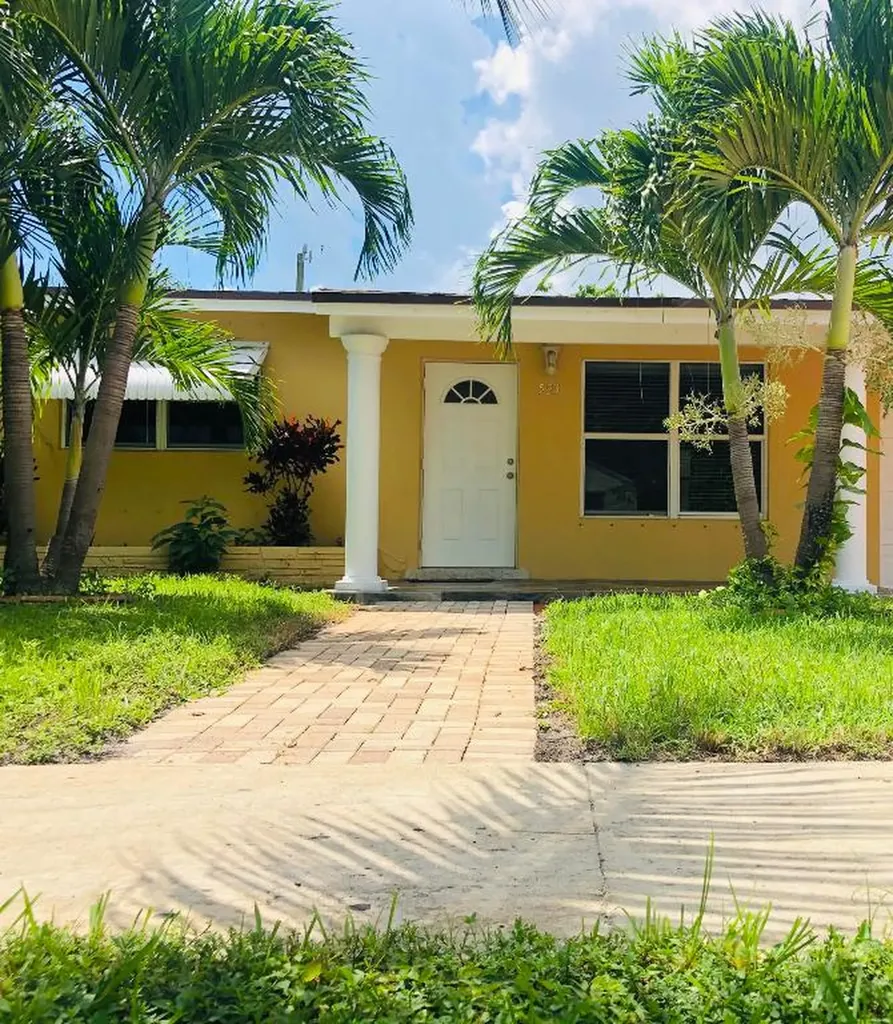 523 23rd Avenue N Lake Worth Beach FL 33460