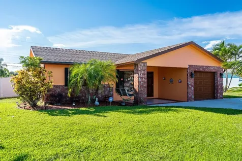 1301 NW 8th Court Boynton Beach FL 33426