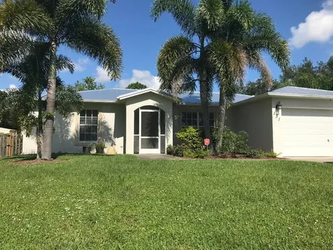 131 SW Donna Terrace Port St Lucie FL 34984