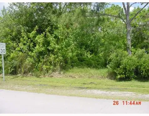 1472 SW Melrose Avenue Port St Lucie FL 34953