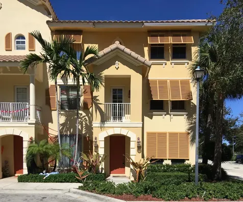 1216 Via De Fossi Boynton Beach FL 33426