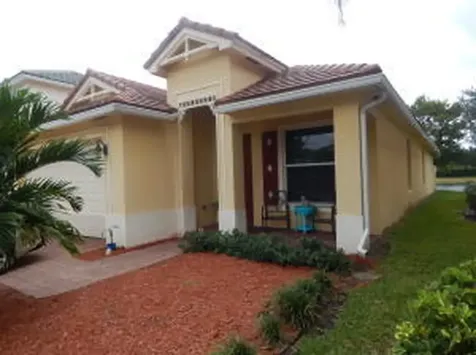 8710 Tally Ho Lane Royal Palm Beach FL 33411