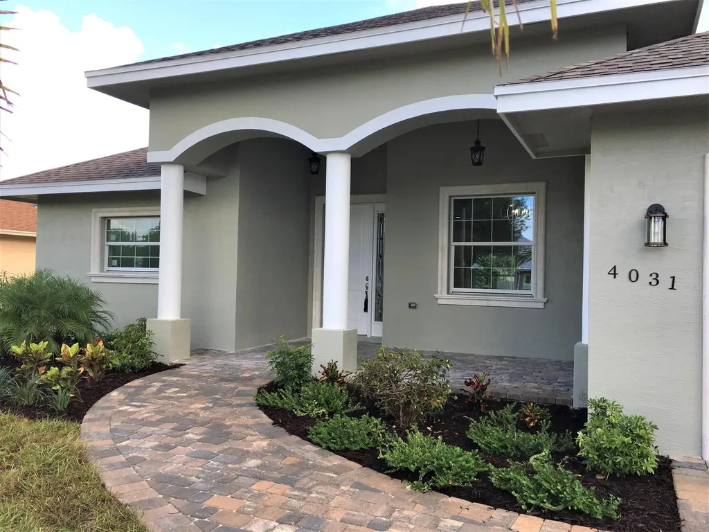 4031 SW Winslow Street Port St Lucie FL 34953