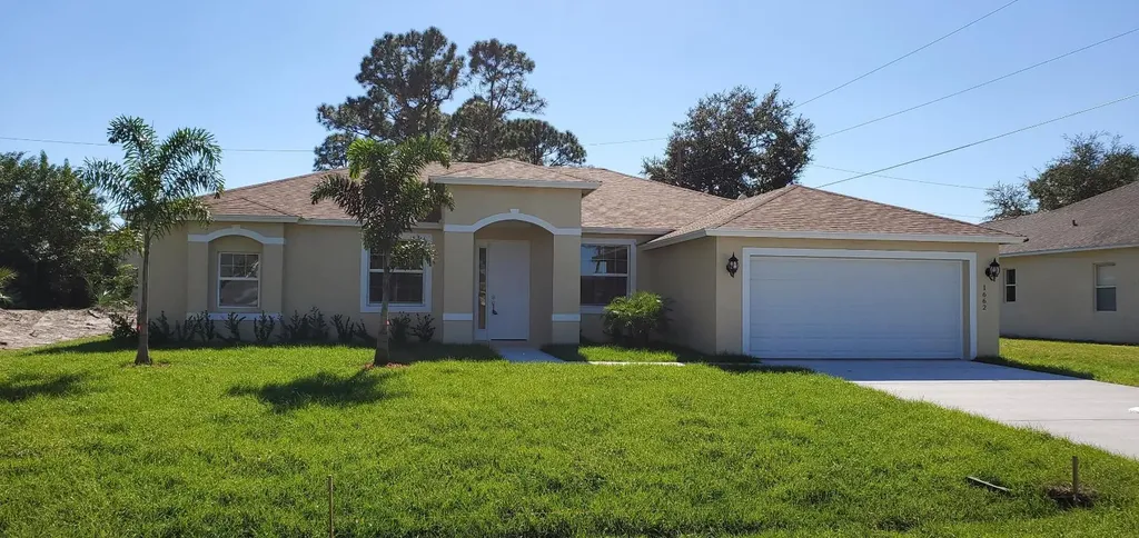 1662 SW Penrose Avenue Port St Lucie FL 34953