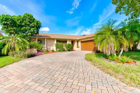 2514 NW 98th Terrace Coral Springs FL 33065