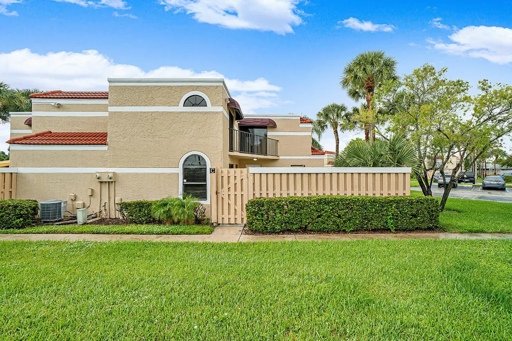 4065 Village Drive Delray Beach FL 33445