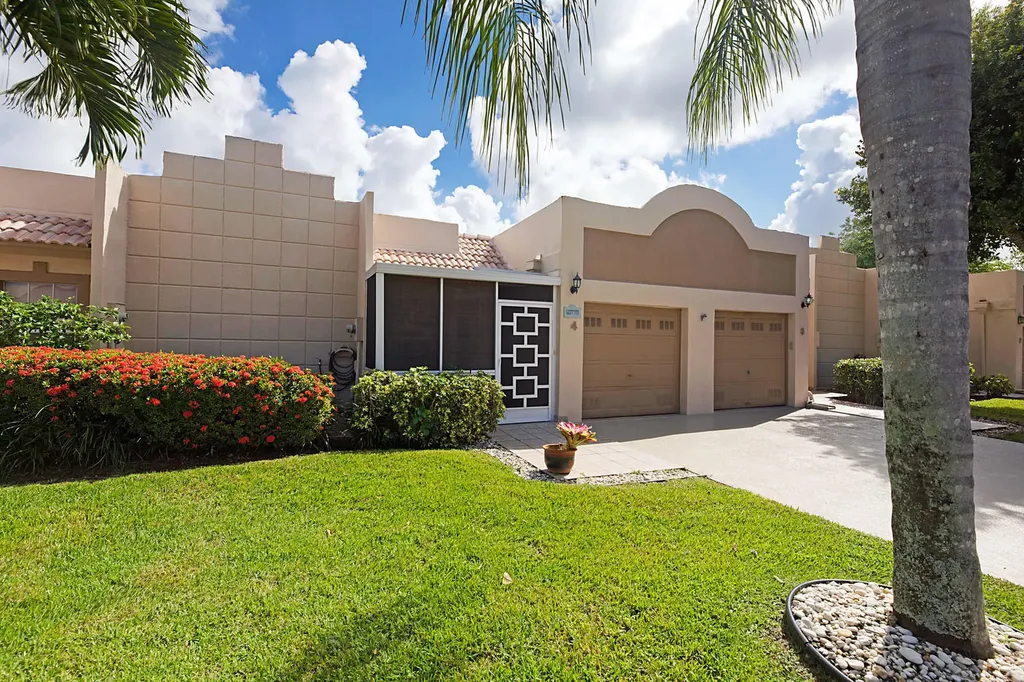 18999 Stewart Circle Boca Raton FL 33496