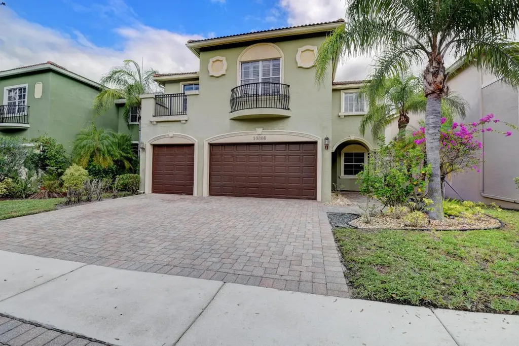 10808 Lake Wynds Court Boynton Beach FL 33437