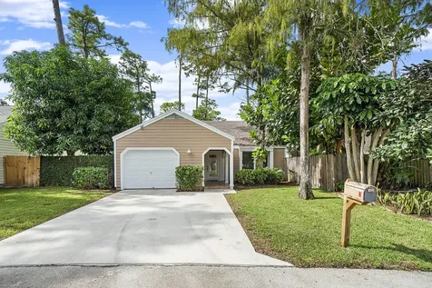 429 Park Forest Way Wellington FL 33414
