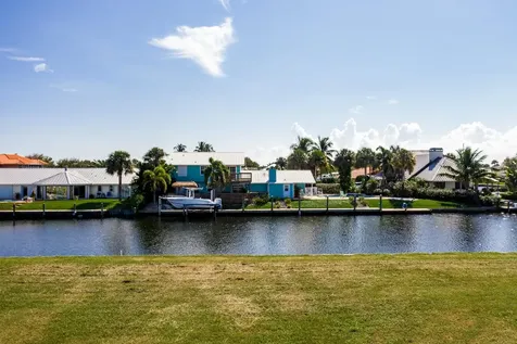 15 Crown Court Hutchinson Island FL 34949