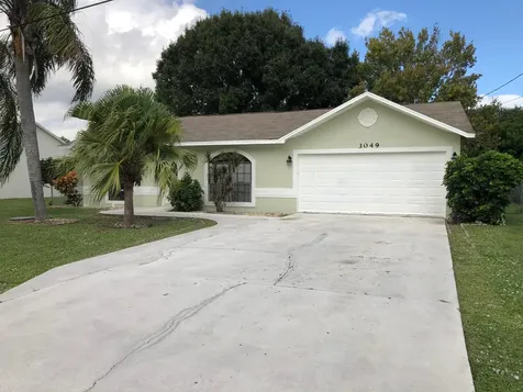 3049 SE Miracle Lane Port St Lucie FL 34952