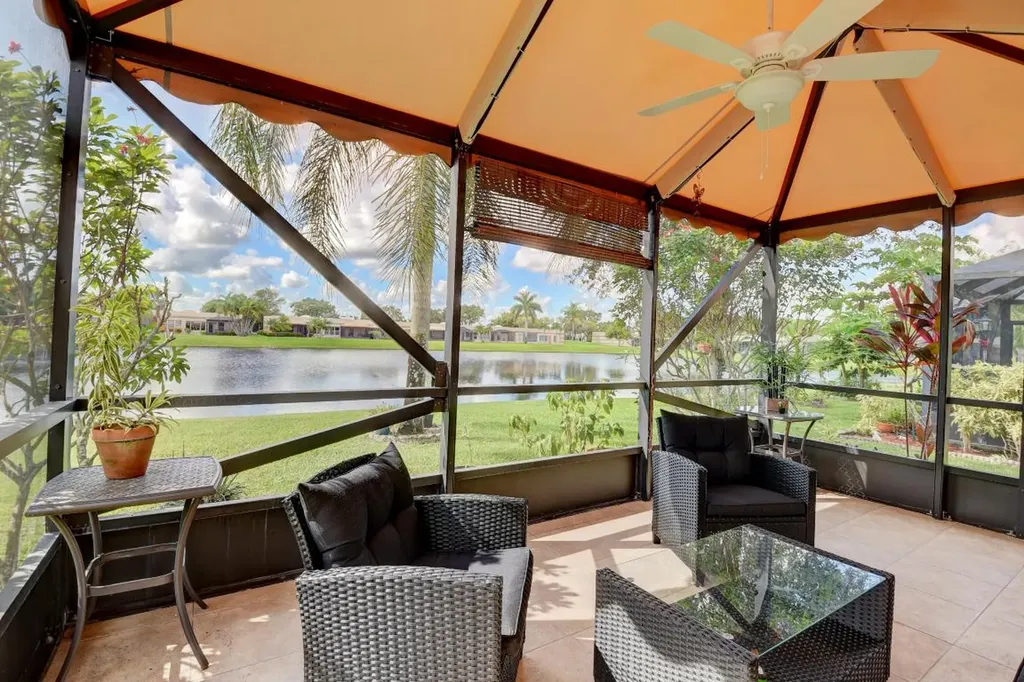9094 Flynn Circle Boca Raton FL 33496