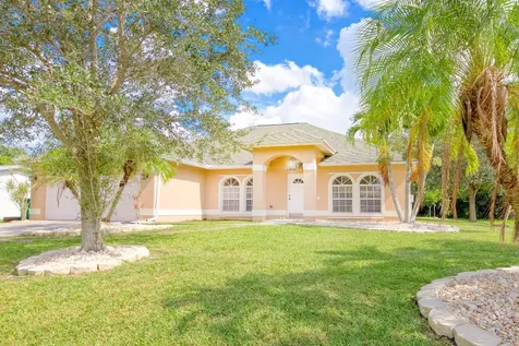 2333 SE Addison Street Port St Lucie FL 34984