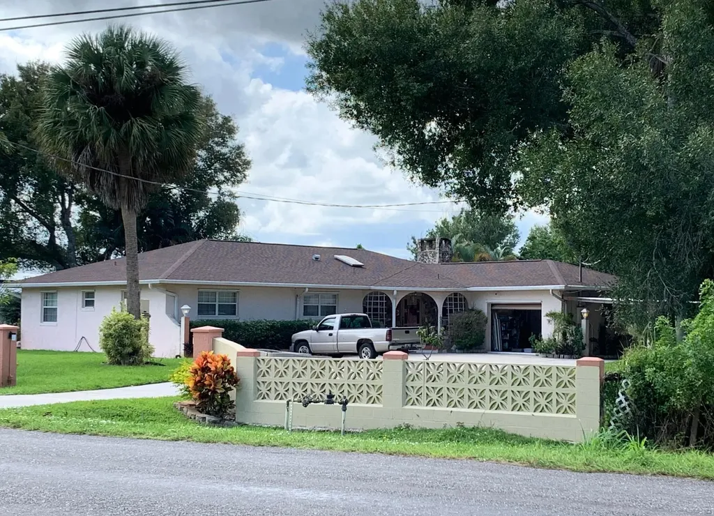 5081 NW Dunn Road Fort Pierce FL 34981