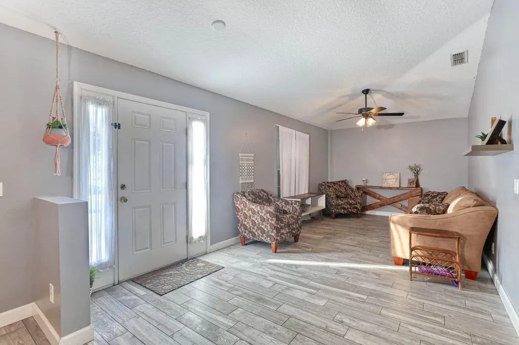 1925 SW Aguero Street Port St Lucie FL 34953