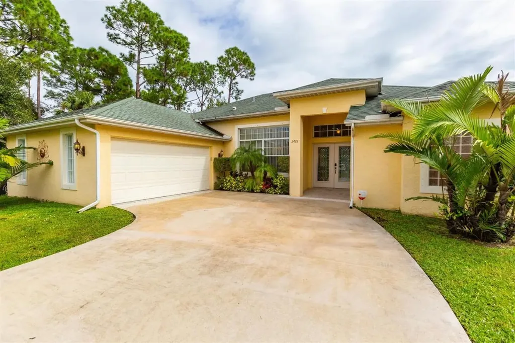 2481 SW Independence Road Port St Lucie FL 34953