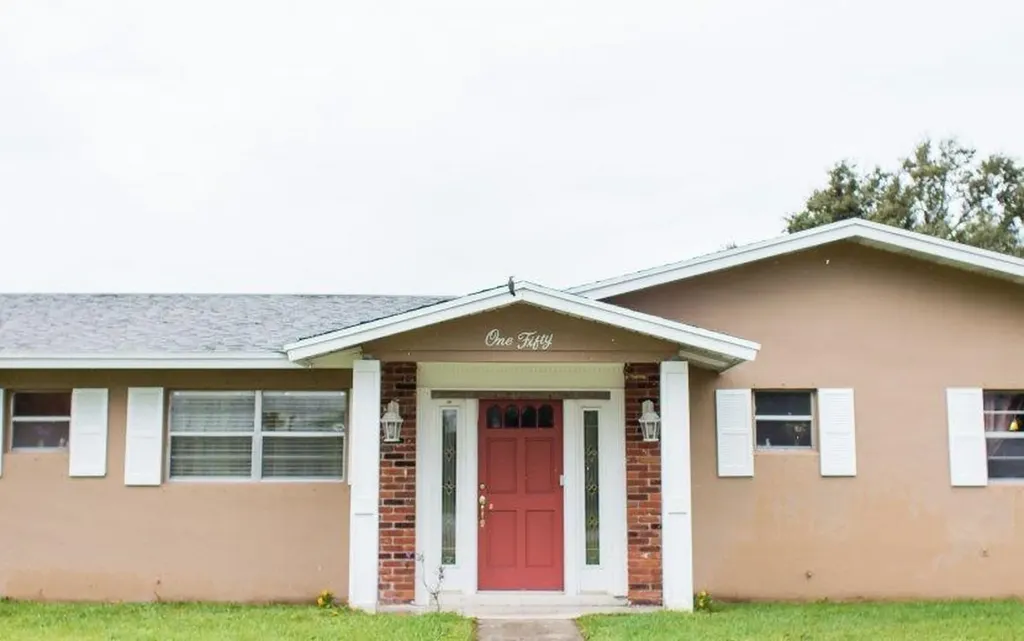 150 W Arbor Avenue Port St Lucie FL 34952