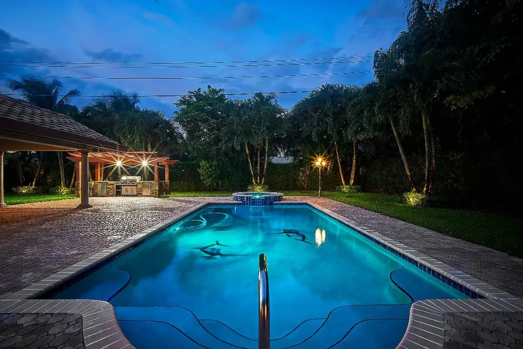 1081 SW 19th Street Boca Raton FL 33486
