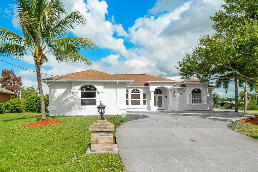981 SE Bayfront Avenue Port St Lucie FL 34983