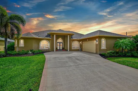 164 SE Osprey Ridge Port St Lucie FL 34984