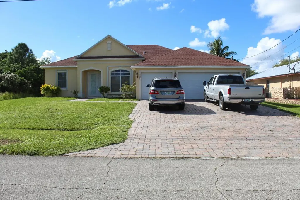 2326 SW Alminar Street Port St Lucie FL 34953