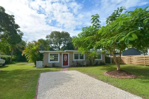 1066 SW 34th Terrace Palm City FL 34990