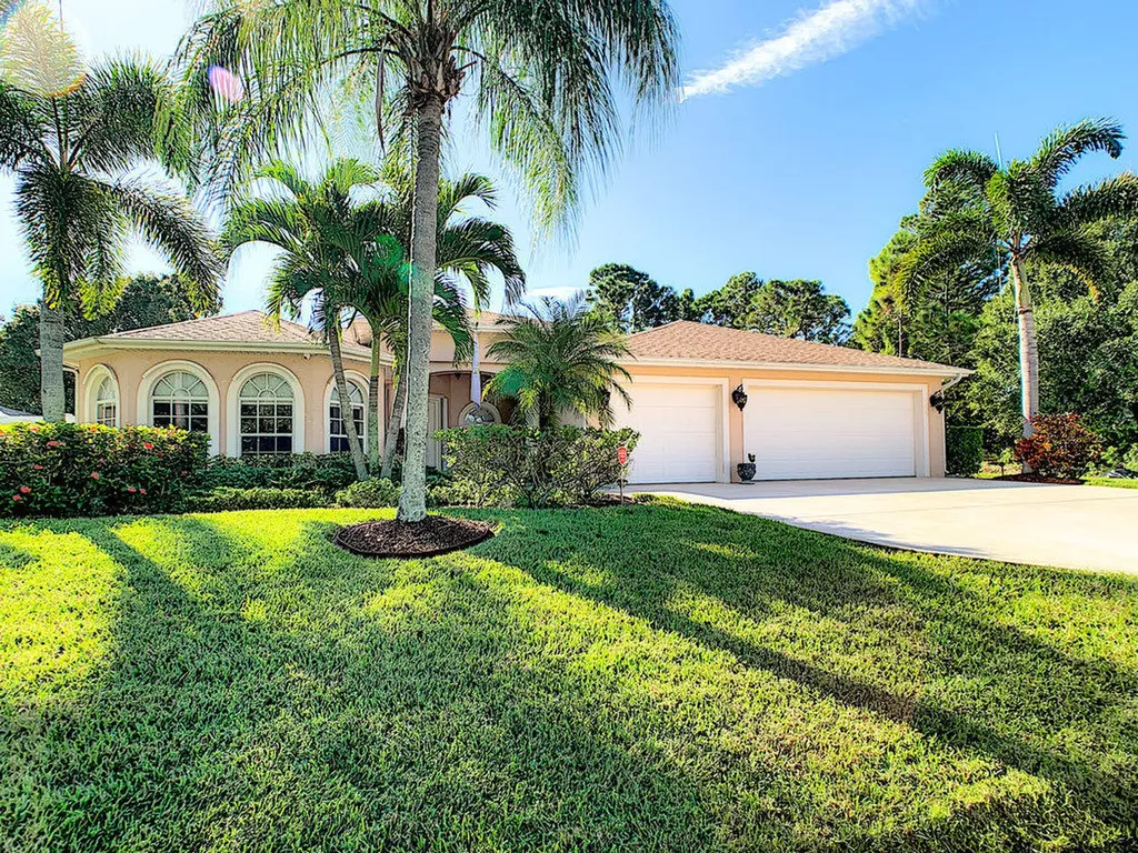 2636 SE Ibis Avenue Port St Lucie FL 34952