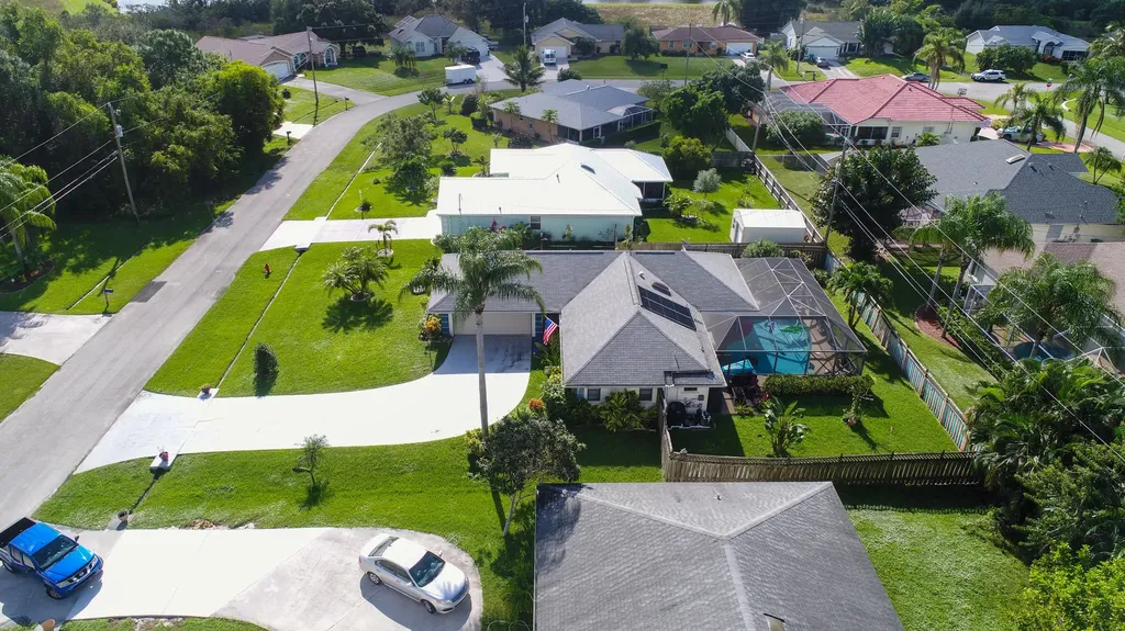 6913 NW Dorothy Street Port St Lucie FL 34983