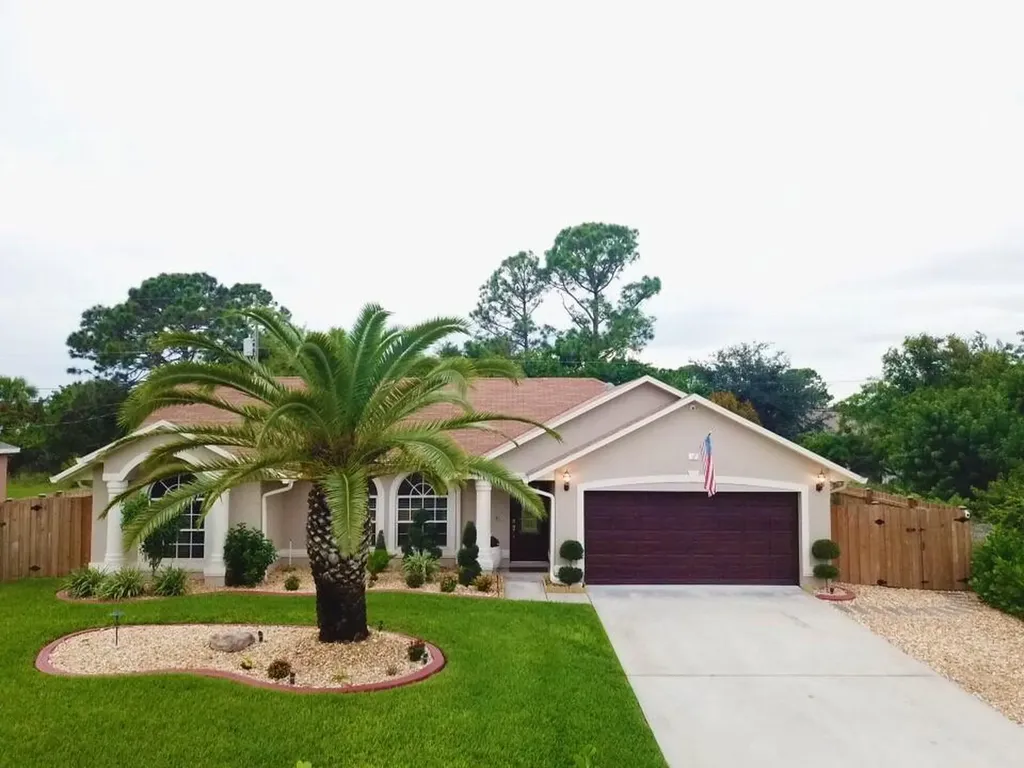 4618 SW Savona Boulevard Port St Lucie FL 34953