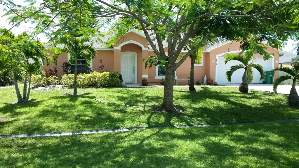 3437 SW Funtuna Street Port St Lucie FL 34953