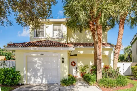 5662 La Quinta Court Lake Worth FL 33463