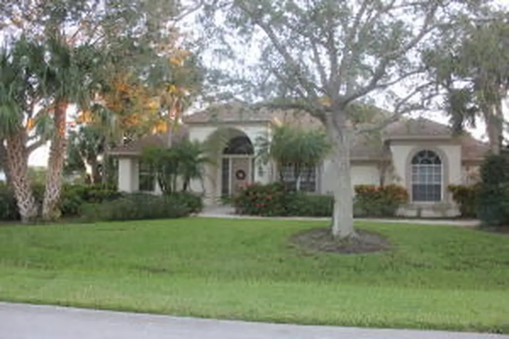 1111 SE Strathmore Drive Port St Lucie FL 34952