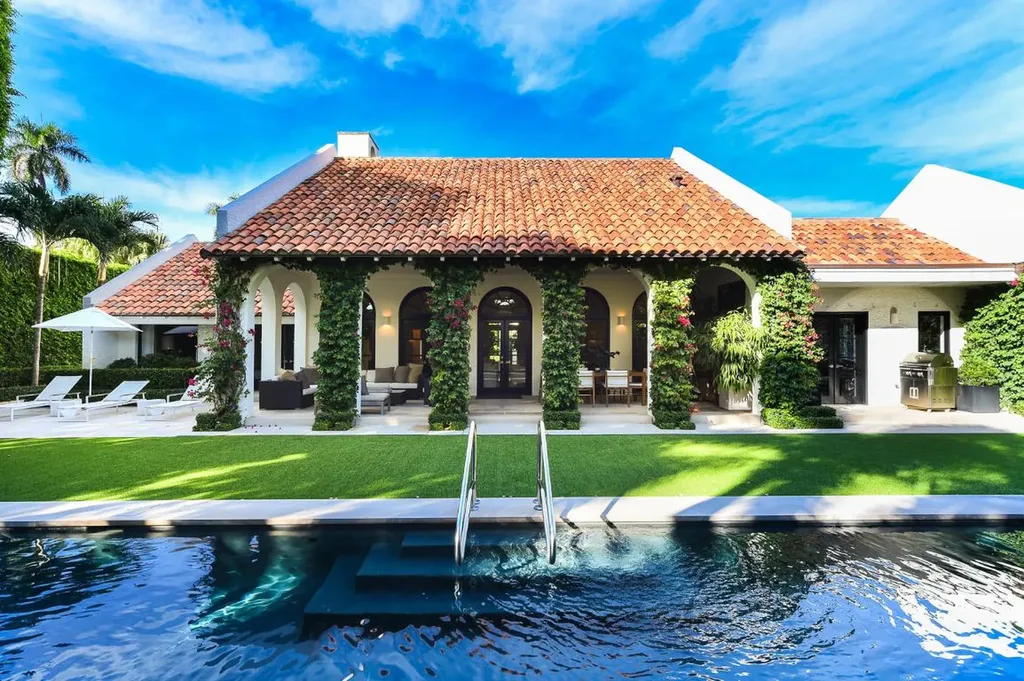 402 Primavera Way Palm Beach FL 33480