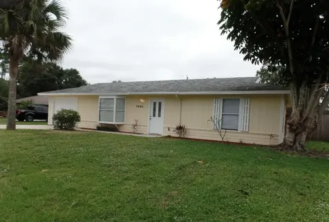 7601 Fort Walton Avenue Fort Pierce FL 34951