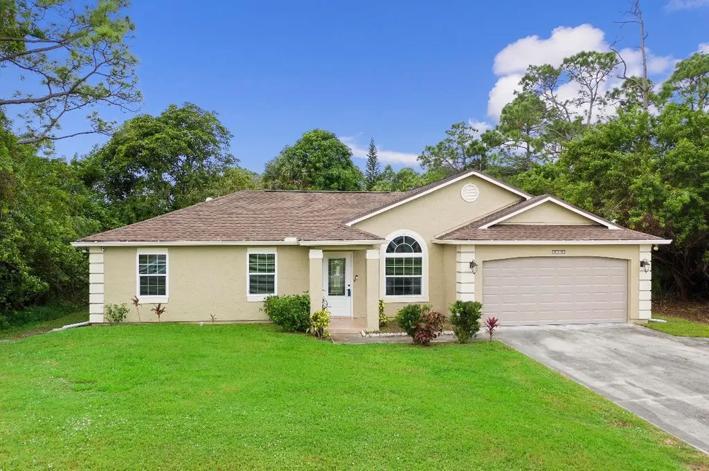 2550 SW Savona Boulevard Port St Lucie FL 34953