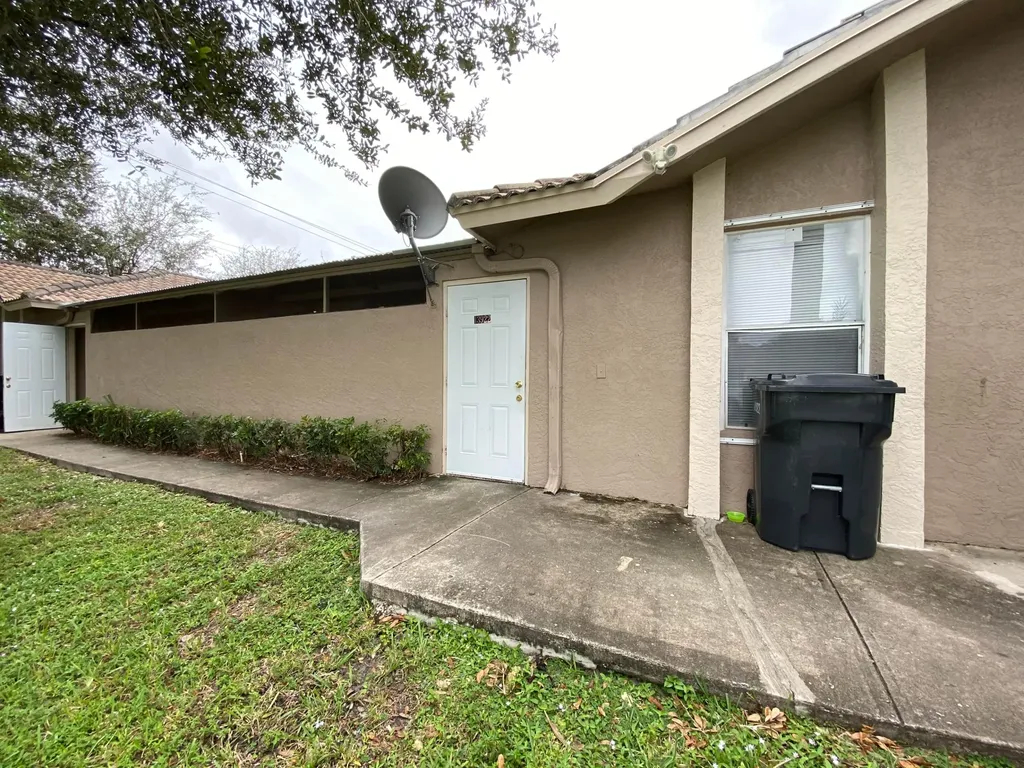 13922 Folkestone Circle Wellington FL 33414