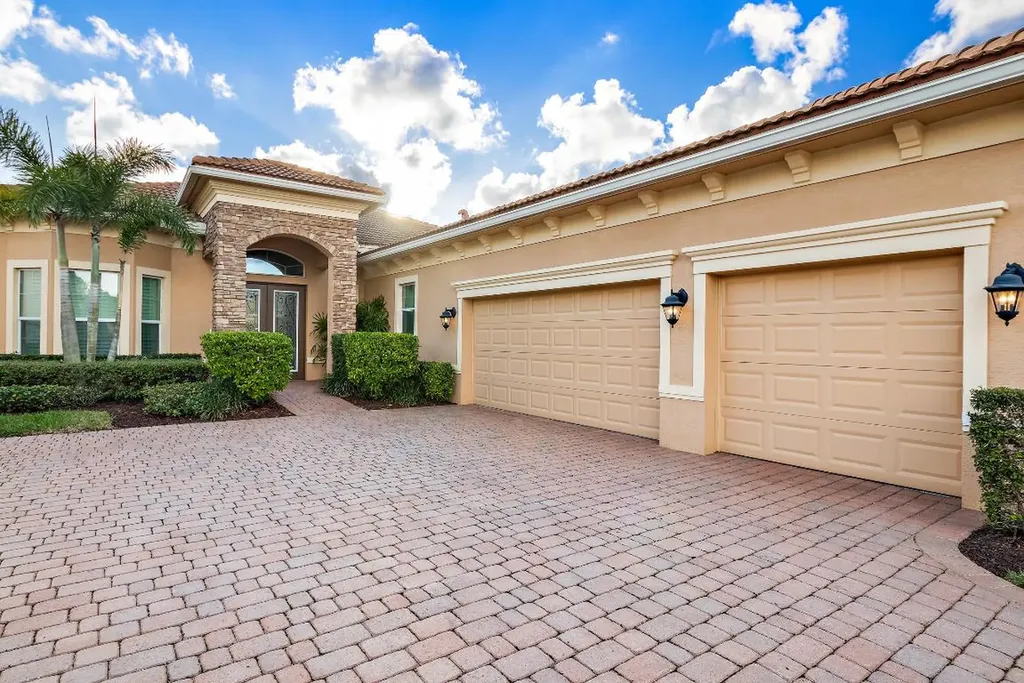 10366 SW Visconti Way Port St Lucie FL 34986